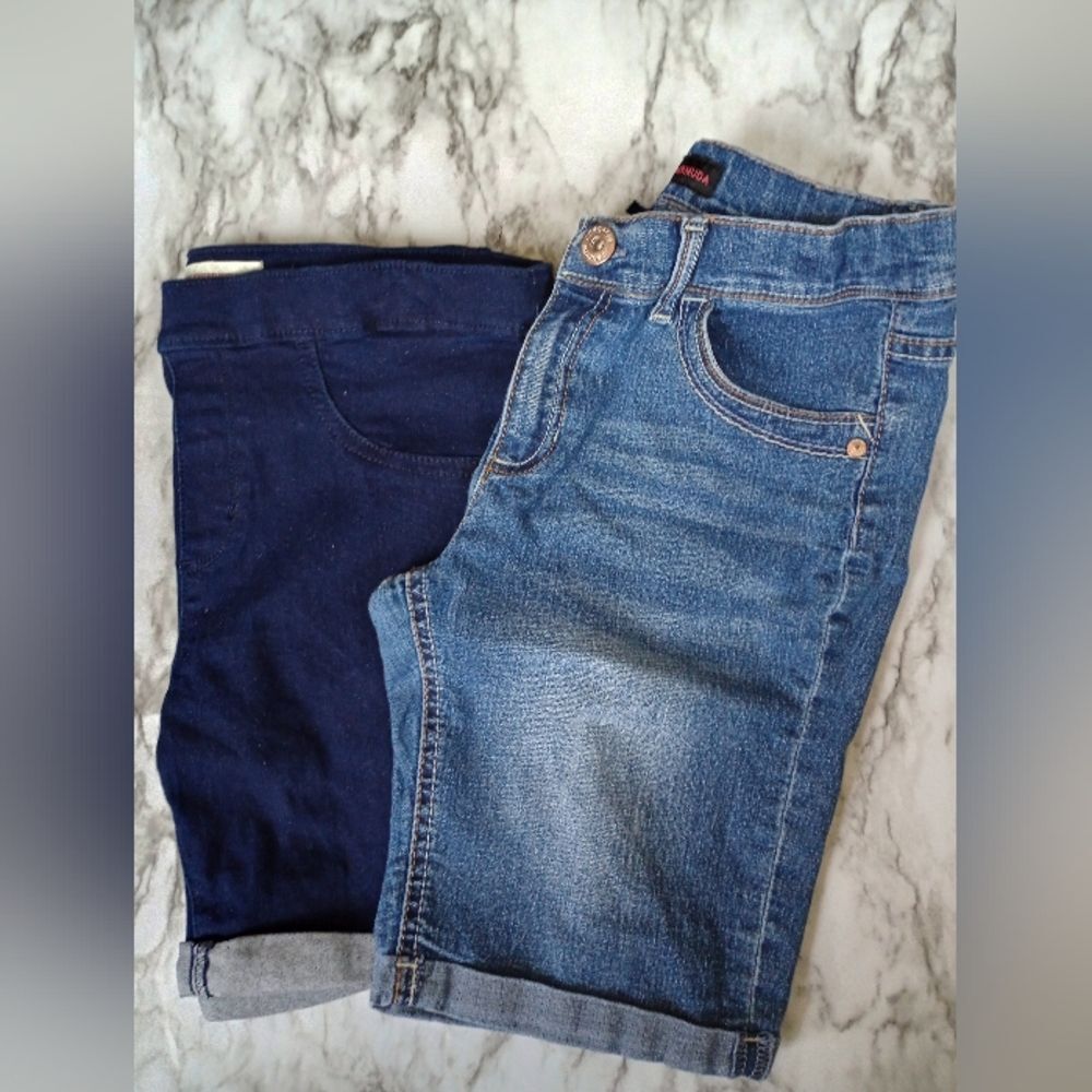 (Bundle) 2 Denim Shorts Size 16